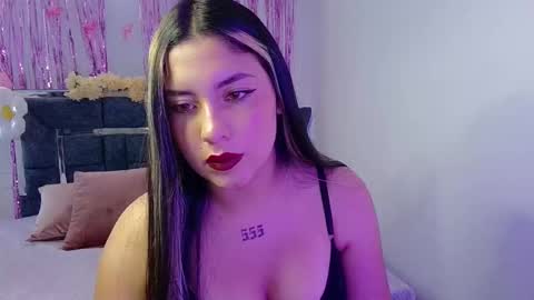 Lia  online show from 09.13.25