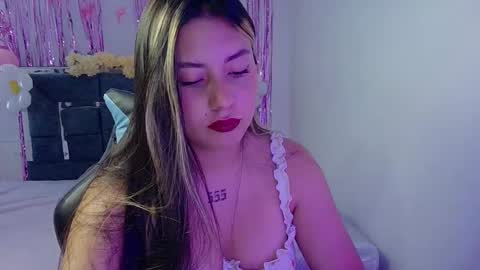 Lia  online show from 09.24.25