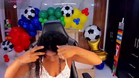 lia_16_ online show from 06.25.26