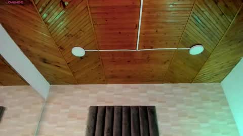 Snapshot of lia_bakeer chatting on 10.21.25 Lia online show from 10.21.25