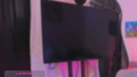 V A L  online show from 03.11.25