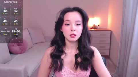 Snapshot of lia_hetty chatting on 02.14.25 L I A online show from 02.14.25