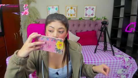 lia online show from 09.25.25