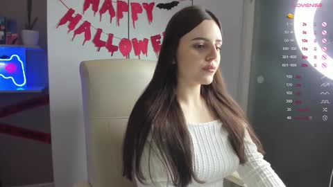 Snapshot of lia_lil chatting on 11.01.25 Lia online show from 11.01.25