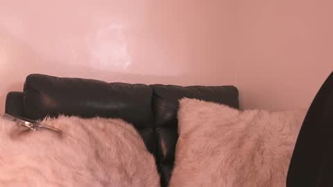 liaa online show from 04.18.26