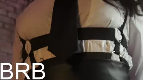 Snapshot of lia_owo chatting on 12.22.24 Liana online show from 12.22.24