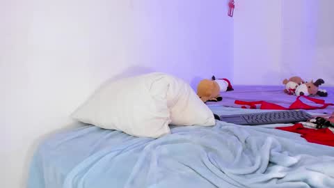 lia_petite01 online show from 01.14.25
