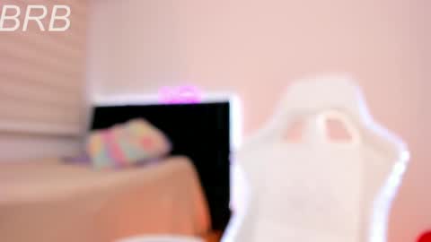 Little Queen Lia  online show from 03.10.25
