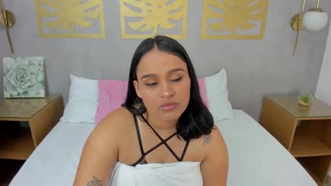 Lia  online show from 02.06.25