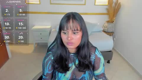 Lia  online show from 10.11.25