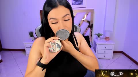 Snapshot of lia_simons chatting on 01.22.25 Alejandra online show from 01.22.25