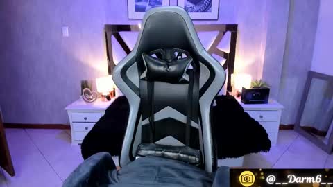 Snapshot of lia_simons chatting on 10.17.25 Alejandra online show from 10.17.25