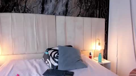 Snapshot of lia_sofiia chatting on 11.04.25 lia_sofiia online show from 11.04.25