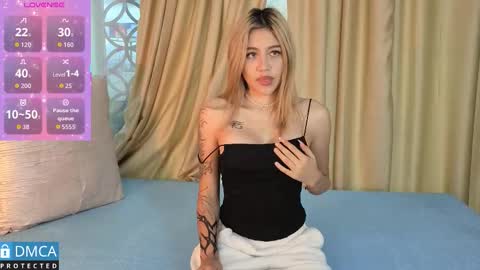 lia summer1 online show from 10.08.25