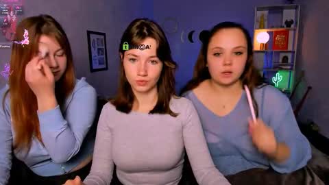 Lia online show from 10.06.25