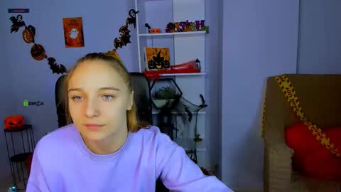 Lia online show from 11.03.25