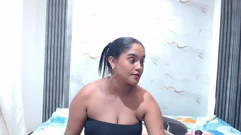 Snapshot of liaa_cams chatting on 05.29.26 liaa_cams online show from 05.29.26