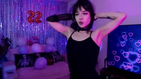 Liaa  online show from 09.15.25