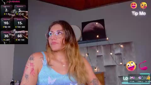 Snapshot of liaamoretti__ chatting on 07.14.26 L I A online show from 07.14.26
