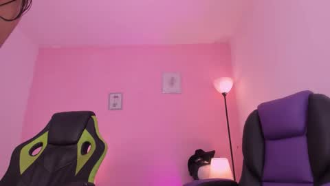 liaa moretzz online show from 11.24.25