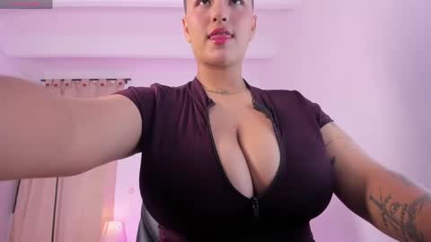 liaa moretzz online show from 05.13.26