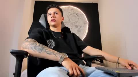 Liam Smith online show from 10.24.25