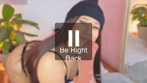 Snapshot of liacox chatting on 01.10.25 Lia Cox online show from 01.10.25