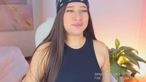 Snapshot of liacox chatting on 01.15.25 Lia Cox online show from 01.15.25