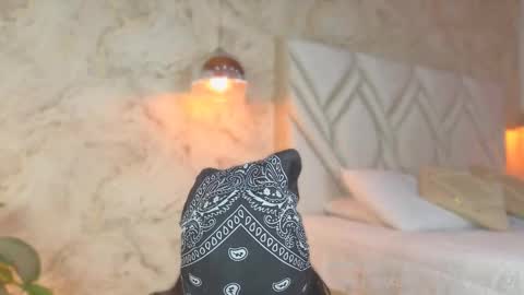 Snapshot of liacox chatting on 03.06.25 Lia Cox online show from 03.06.25