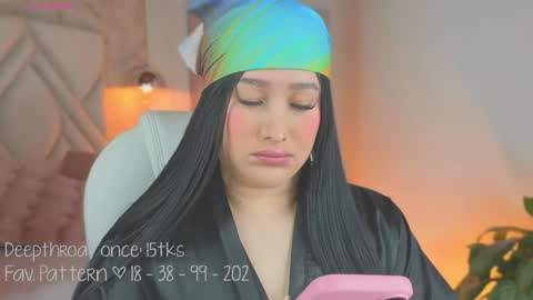 Snapshot of liacox chatting on 10.19.25 Lia Cox online show from 10.19.25