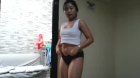 Lia Funsized18 online show from 11.21.25