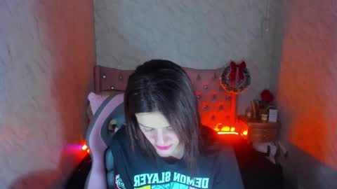 Snapshot of liaharrys chatting on 12.31.24 Lia online show from 12.31.24