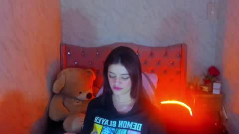 Snapshot of liaharrys chatting on 01.18.25 Lia online show from 01.18.25