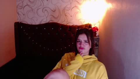 Snapshot of liaharrys chatting on 02.26.25 Lia online show from 02.26.25