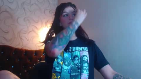 Snapshot of liaharrys chatting on 03.05.25 Lia online show from 03.05.25