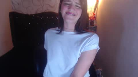 Snapshot of liaharrys chatting on 03.08.25 Lia online show from 03.08.25