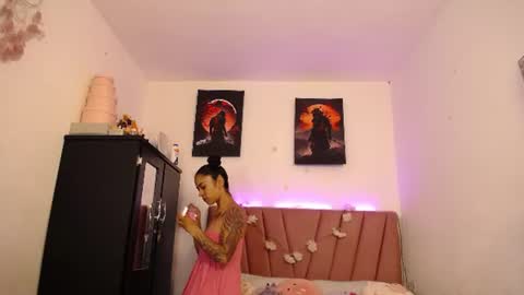 liahdiaz_ online show from 06.26.26