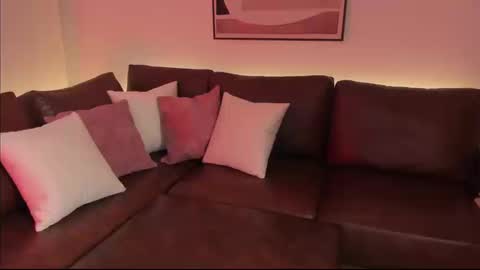 Liah online show from 10.17.25