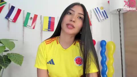Lia Johnsons online show from 06.18.26