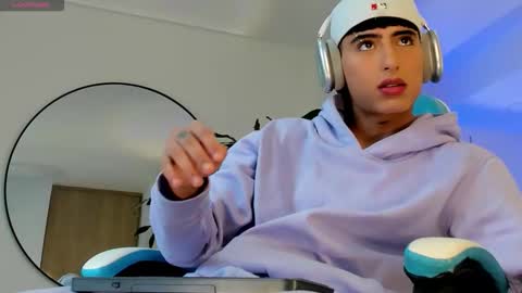 Liam online show from 11.30.25