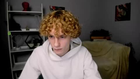 Snapshot of liam_bb chatting on 03.05.25 Liam online show from 03.05.25