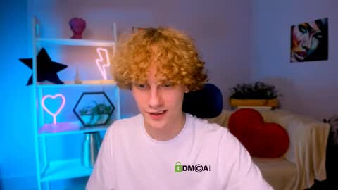 Snapshot of liam_bb chatting on 03.12.25 Liam online show from 03.12.25