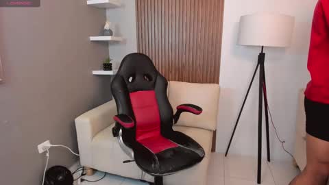 Snapshot of liam_colliins chatting on 02.11.25 Liam Collins online show from 02.11.25