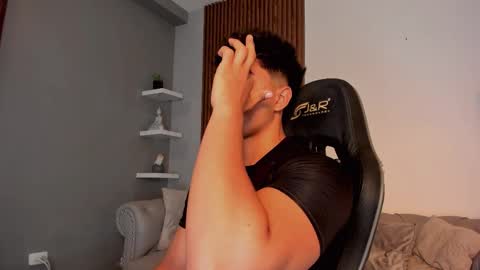 Snapshot of liam_colliins chatting on 09.10.25 Liam Collins online show from 09.10.25