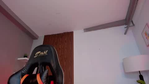 Snapshot of liam_colliins chatting on 09.23.25 Liam Collins online show from 09.23.25