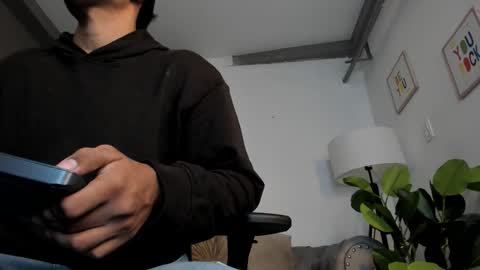 Snapshot of liam_colliins chatting on 10.02.25 Liam Collins online show from 10.02.25