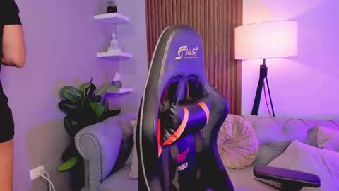 Liam Collins online show from 11.30.25