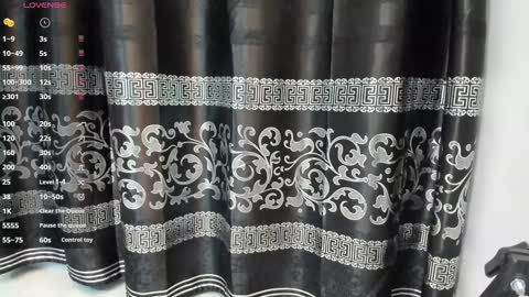 Snapshot of liam_kleiin chatting on 02.05.25 LIAM KLEIN online show from 02.05.25