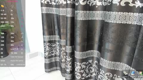 Snapshot of liam_kleiin chatting on 02.06.25 LIAM KLEIN online show from 02.06.25