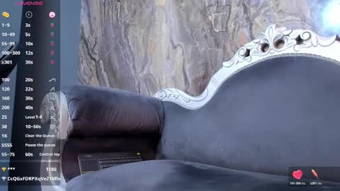 Snapshot of liam_kleiin chatting on 02.15.25 LIAM KLEIN online show from 02.15.25